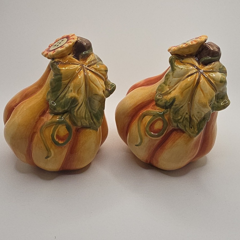 Ceramic Pumpkin Salt & Pepper Shakers Orange Yellow Thanksgiving Fall